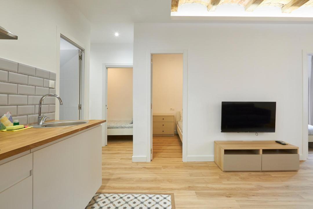 Apartament Ro Lively And Bright Next To Blai St